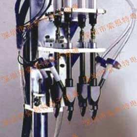 供应多轴式自动锁螺丝机